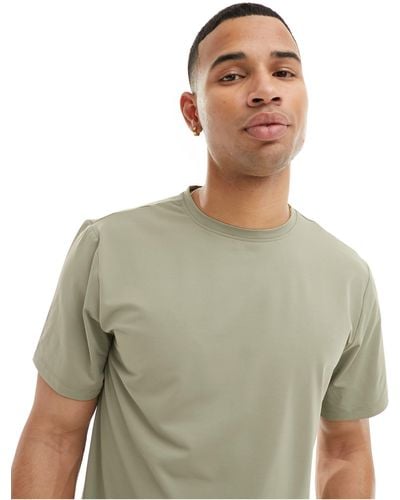 ASOS 4505 T-shirt da allenamento ad asciugatura rapida kaki con icona - Verde