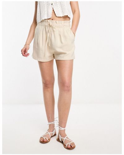 Pull&Bear Paperbag Waist Shorts - White