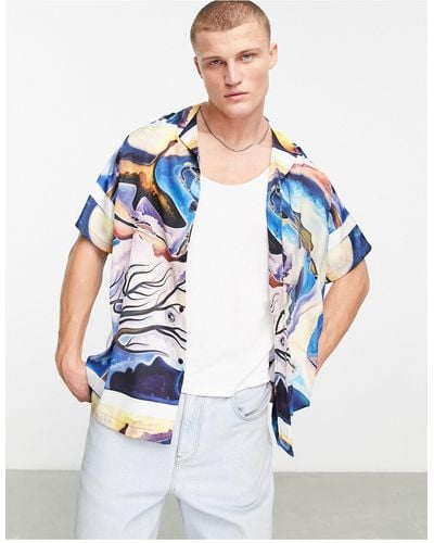 ASOS Ruimvallend Overhemd Van Satijn Met Reverskraag En Abstracte Print - Blauw