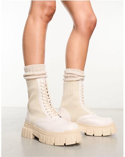 Pimkie Chunky Cleated Sole Lace Up Boots - White