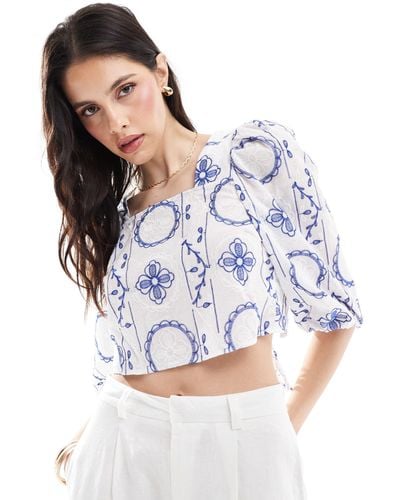 ONLY Cropped Embroidered Woven Top With Tie Back - White
