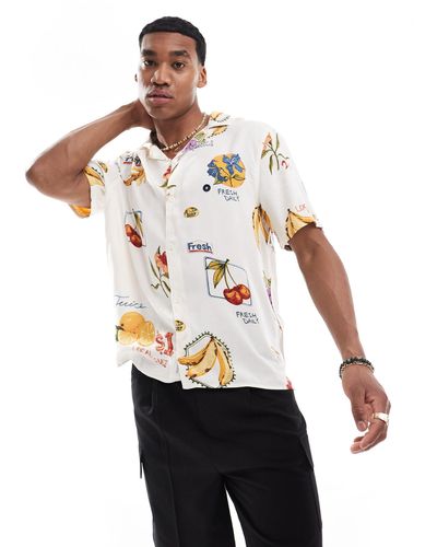 Hollister Thrifted Short Sleeve Revere Collar Tropical Produce Print Rayon Shirt - White