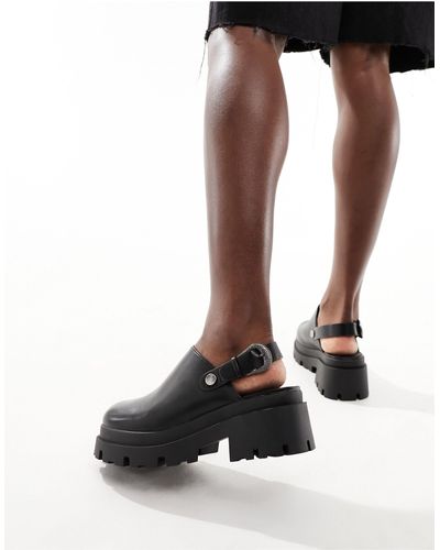 ONLY Heeled Clog With Buckle Detail - Black