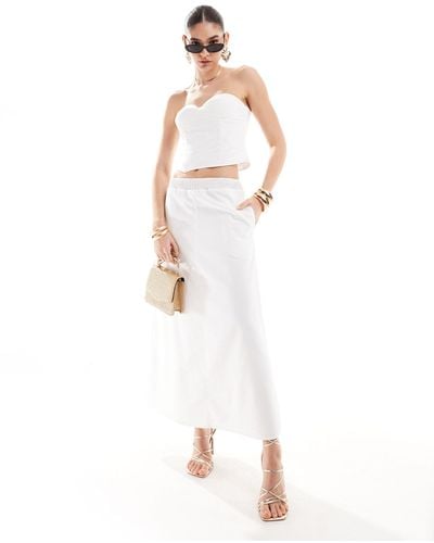 4th & Reckless Linen Look Shirred Waist Flared Maxi Skirt Co-ord - White