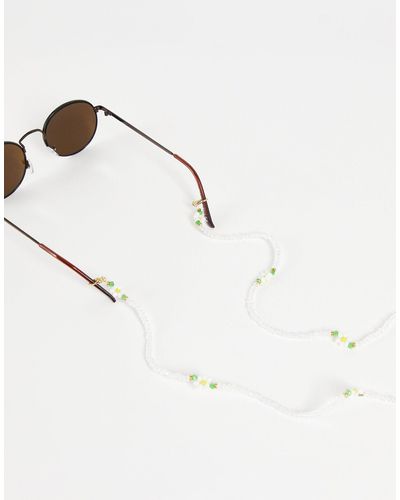 Pieces Sunglasses Chain With Flower Charms - White