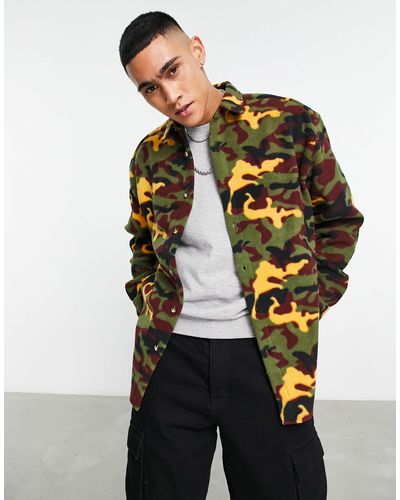 ASOS Jaren 90 Stil Oversized Overhemd Van Polar Fleece Met Camouflageprint - Bruin