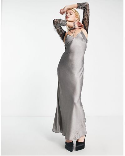 Reclaimed (vintage) Édition limitée - robe nuisette style grunge à manches transparentes ornementées amovibles - noir - Blanc