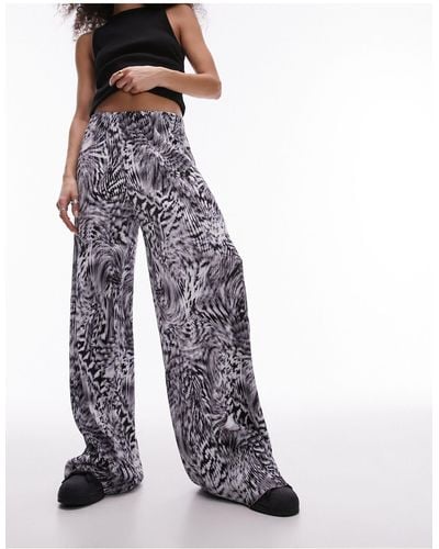 TOPSHOP Abstract Printed Plisse Trouser - White