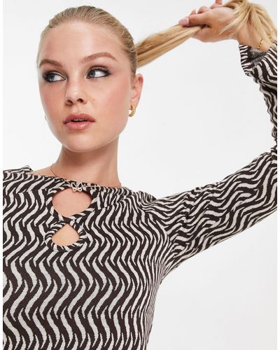 New Look Knitted Cut Out Swirl Long Sleeve Top - Brown