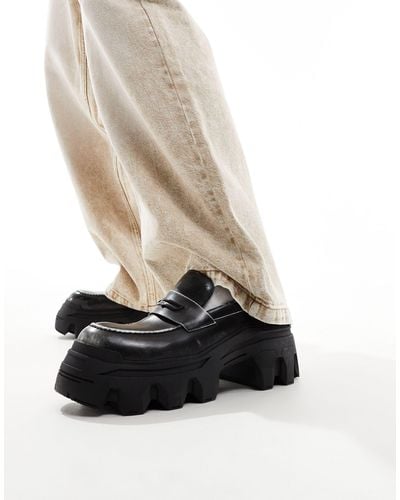 ASOS – loafer aus braunem kunstleder mit dicker sohle - Weiß