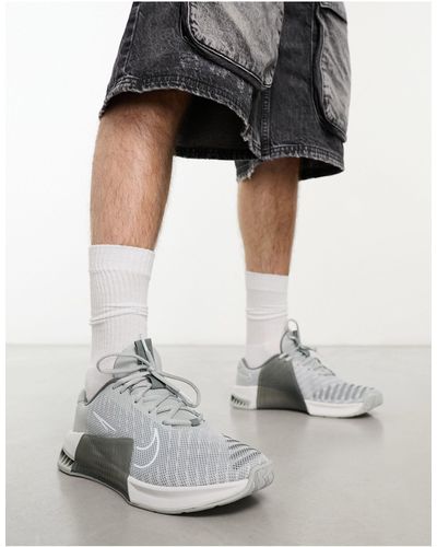 Nike Metcon 9 Sneakers - Grey