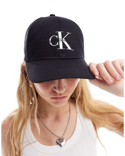 Calvin Klein Cappello con visiera con monogramma - Blu