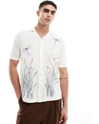 ASOS Relaxed Knitted Button Through Polo With Dragonfly Embroidery - White