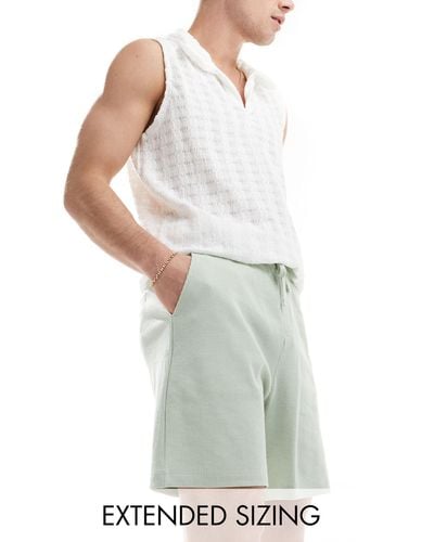 ASOS – schmal geschnittene shorts - Grün