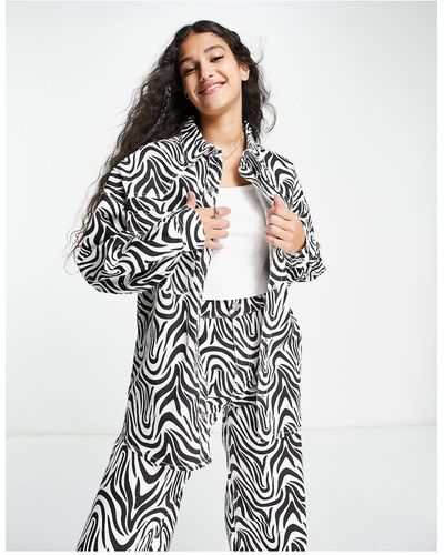 Pieces Denim Overhemd Met Zebraprint, Deel Van Co-ord Set - Wit