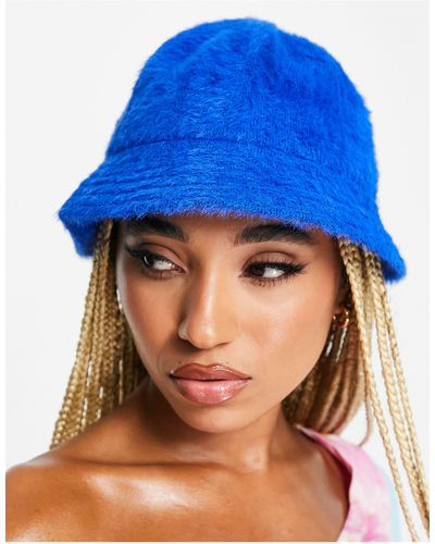 ASOS Pluizige Bucket Hat - Blauw