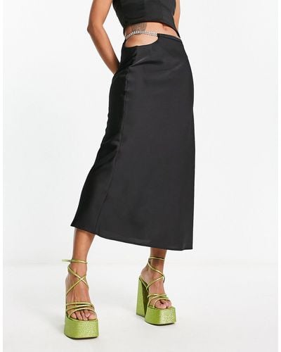Lola May Satin Midi Skirt With Chain Detail Waist - Black