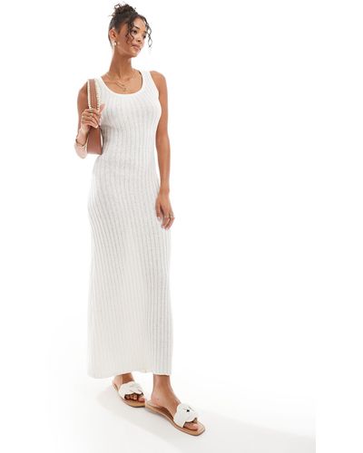 4th & Reckless Ribbed Knit Sleeveless Scoop Neck Maxi Dress - White