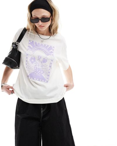 Monki T-shirt oversize à motif graphique - cassé et lilas - Blanc