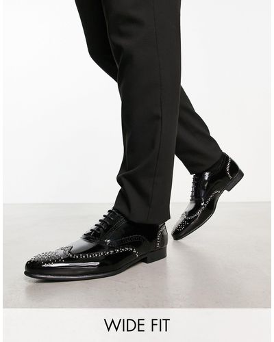 Truffle Collection Pointure large - chaussures oxford cloutées à lacets en imitation cuir - noir