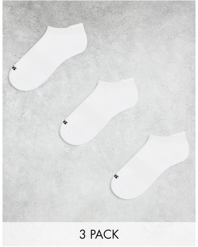 ASOS 4505 Icon 3 Pack Anti Bacterial Trainer Sport Socks - White