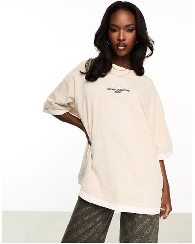 ASOS T-shirt à manches courtes double épaisseur avec logo superposé - sable délavé - Neutre