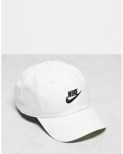 Nike Club Cap - White