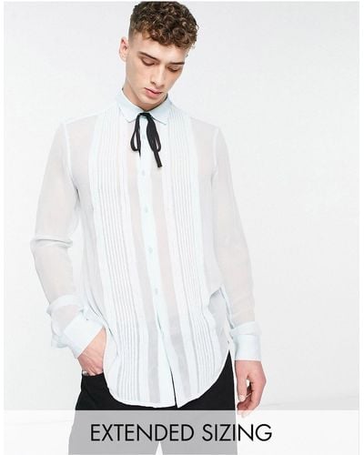 ASOS Camisa color con pliegues delanteros y lazada en contraste al cuello - Blanco