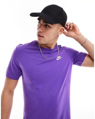 Nike Club Unisex T-shirt - Purple
