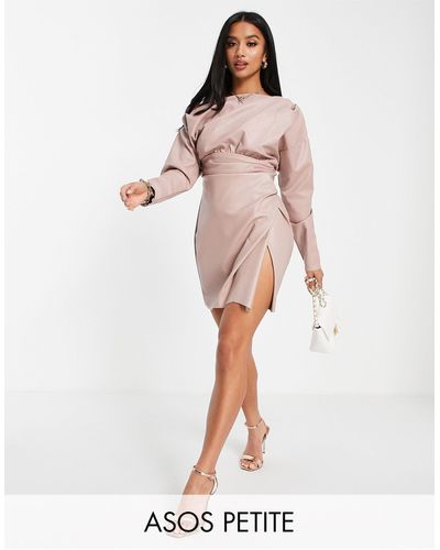 ASOS Asos Design Petite - Mini-jurk Met Blote Schouders En Geplooid Lijfje - Roze