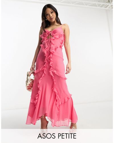 ASOS Asos design petite - robe longue à volants, découpe et dos nu - Rose