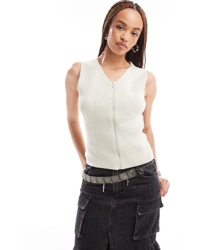 Weekday Siri Knitted Zip Through Vest - White