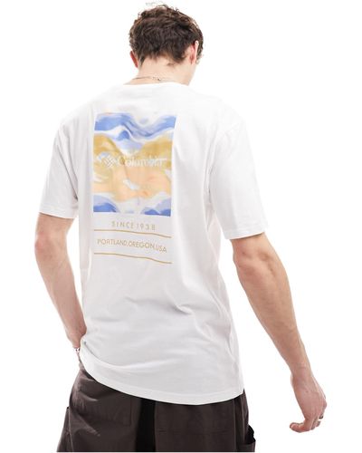 Columbia Barton springs - t-shirt con stampa color pesca multicolore sul retro - Bianco