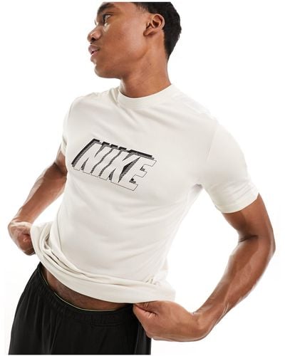 Nike Football Camiseta con estampado gráfico dri-fit academy - Blanco