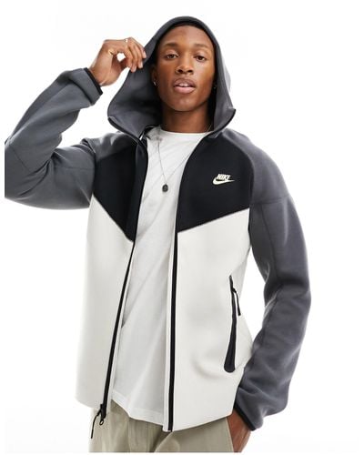 Nike Tech fleece - sweat à capuche zippé - blanc/noir et gris - Marron