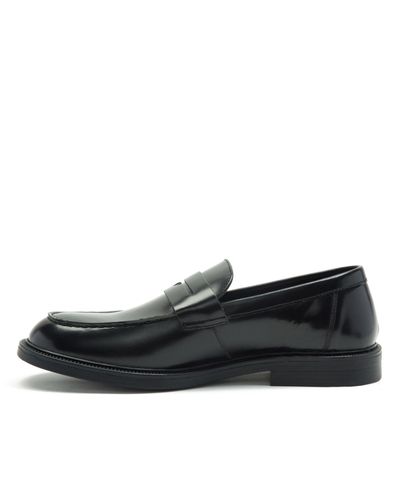 OFF THE HOOK 'perry' Loafer Smooth Leather Loafer Shoes - Black