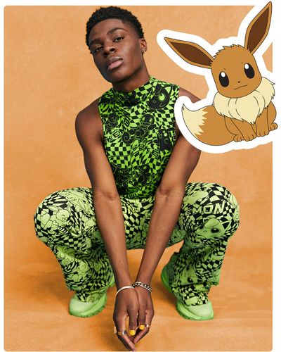 ASOS – körperbetontes trägershirt mit durchgehenden pokémon -prints und kurzem schnitt - Grün