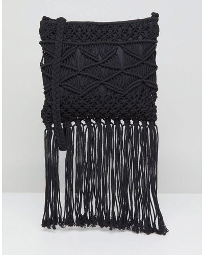 New Look Sac bandoulière avec pampille au crochet - Noir