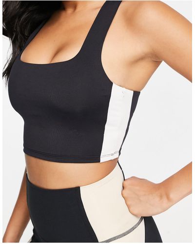 South Beach Crop Top With Piping Detail - Black