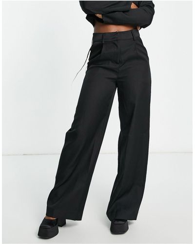 In The Style X Yasmin Devonport Exclusive Relaxed Tailored Trouser Co-ord - Black