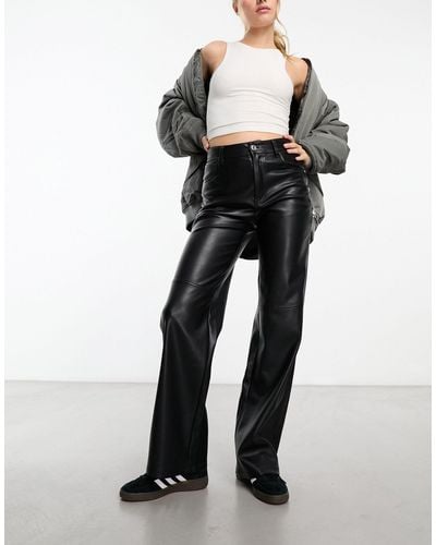 Bershka Pantalon skinny à taille haute en similicuir enduit - Noir