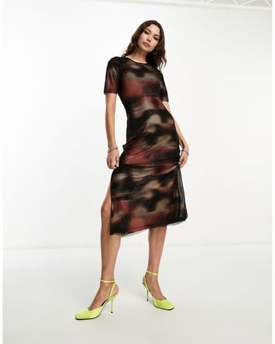 Amy Lynn Diamante Short Sleeve Midi Dress - Multicolor