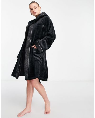 Ann Summers Vestaglia soffice nera scintillante con logo - Nero