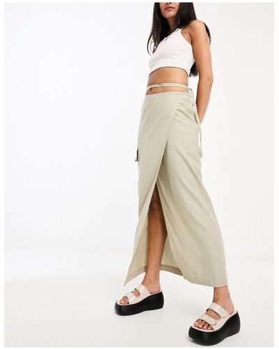 Weekday Fold Linen Blend Cargo Midi Skirt - Natural