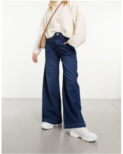 & Other Stories Stone Cut Relaxed Leg Jeans - Blue