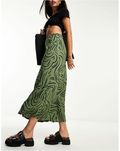 New Look Satin Midi Skirt - Green
