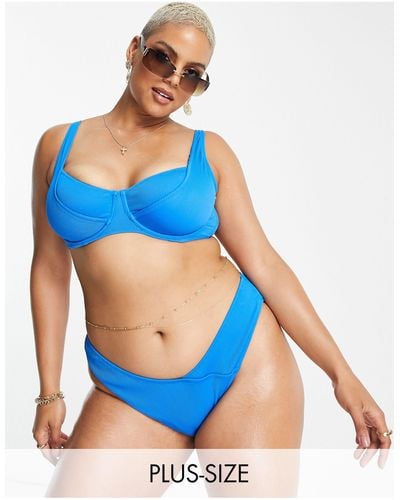 We Are We Wear Plus – ashley – gerippte bikinihose im v-design mit hohem beinausschnitt - Blau