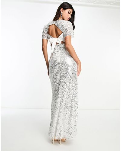 Beauut Vestito da sposa lungo aperto dietro crema e argento con decorazioni - Bianco