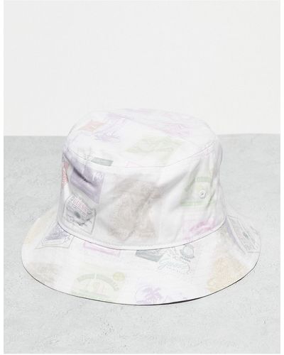 Guess Stamped Bucket Hat - White