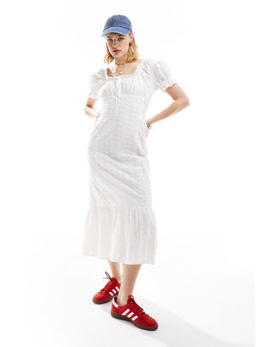 Reclaimed (vintage) – elfenbeines milchmädchen-kleid im westernstil mit lochmuster - Weiß